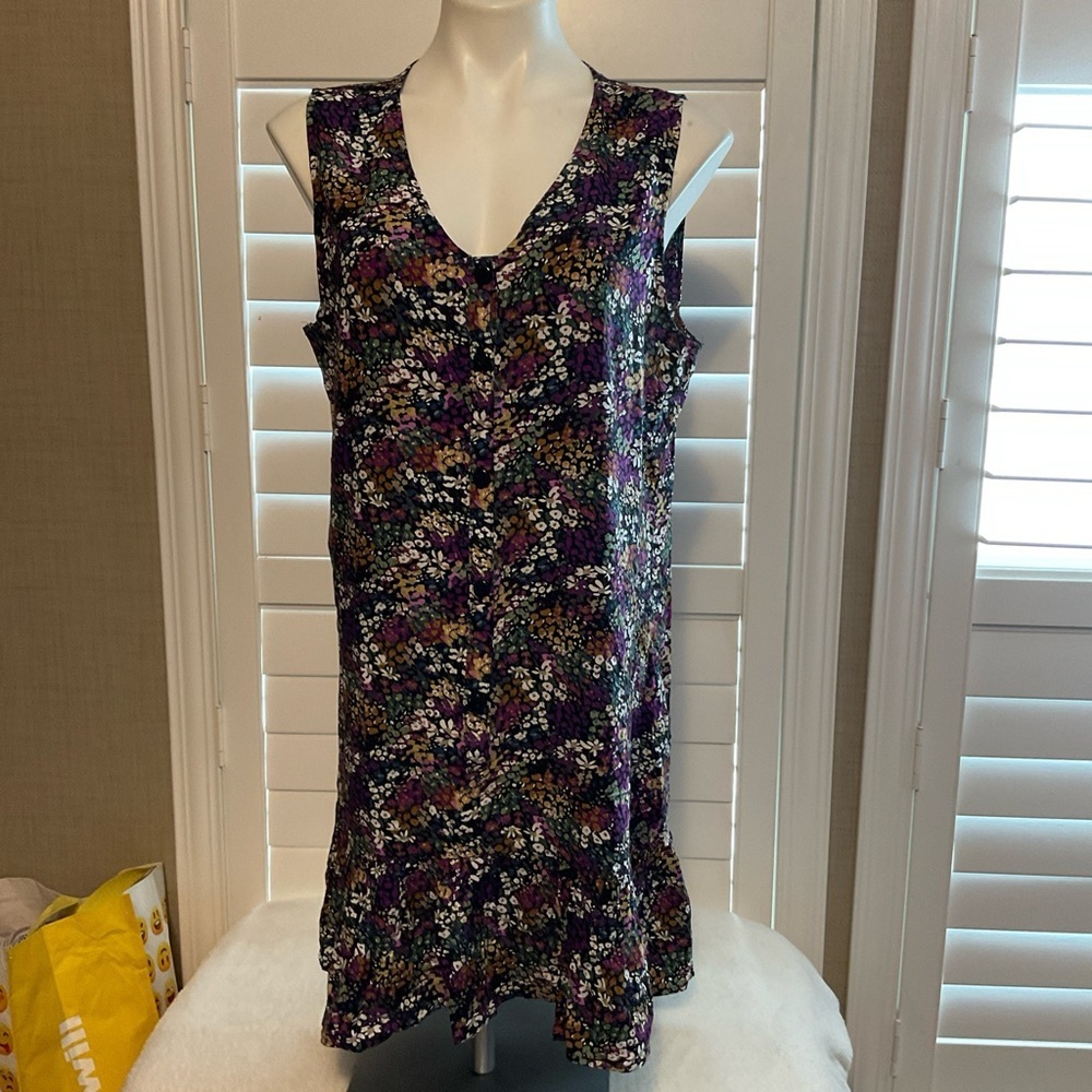 Chic Floral V-Neck Mini Dress